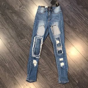 Fashion nove high rise Jeans 👖